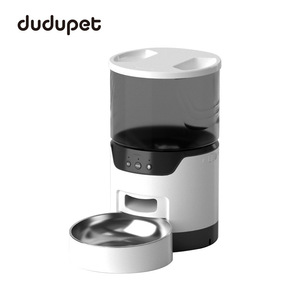 เครื่องให้อาหารแมวอัจฉริยะ Dudupet สีขาวใส ใช้ปลั๊กแบบ US ชาร์จไฟได้ ควบคุมผ่านแอพ สำหรับสุนัขและแมว ดีไซน์โค้งมน - Product Image 4