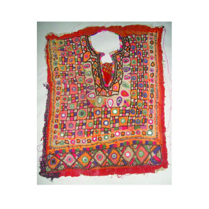 En gros Vintage Afghani Robe Baloch tribal banjara Cou Joug Broderie Miroir Travail Applique Patch Couture artisanat cou joug - Product Image 1