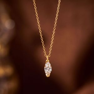 Nouveau <span class=keywords><strong>collier</strong></span> pendentif YEHHY en zircon œil de cheval goutte d'eau <span class=keywords><strong>pour</strong></span> femme, chaîne de clavicule de luxe léger et haut de gamme <span class=keywords><strong>pour</strong></span> le quotidien - Product Image 3