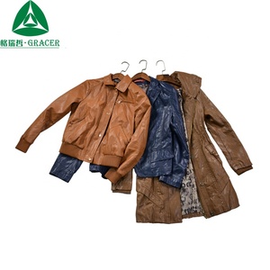 Cappotto Invernale Casual Unisex di Alta Qualità in Pelle Usata del Marchio Gracer di Prima Classe da Dubai - Product Image 5