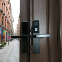 Sistema Innovador de Acceso a Habitaciones de Hotel, Cerradura Inteligente con Código QR y Tarjeta RFID para Puertas de Madera, Compatible con la Aplicación QRMaster, Datos en la Nube