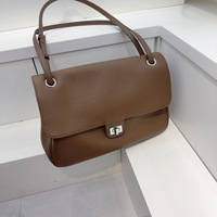 Nouveau sac carré rétro en cuir véritable pour femme, sac à bandoulière tendance avec boucle, grande capacité, multi-compartiments, sac bandoulière