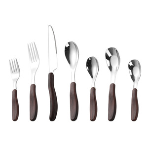 Cubertería con mango de imitación de madera Pang, cuchara, tenedor y cuchillo de acero inoxidable 304 con cuerpo recto para uso en restaurantes infantiles - Product Image 2