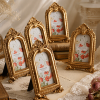 Bingkai Foto Resin Gaya Barok Vintage Merek HC Lapisan Emas Antik Ukiran Bergaya Ornamen Tempat Foto Meja Potret
