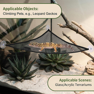 <span class=keywords><strong>Hamac</strong></span> <span class=keywords><strong>triangulaire</strong></span> pour reptiles avec ventouses et balançoire en maille respirante pour geckos et caméléons – Accessoires pour terrarium - Product Image 2