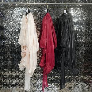 Oudina ชุดเดรสลำลองสั้นผ้าตาข่ายแต่งระบายแหวกแนวผูกเชือกแขนโคมไฟของคนดังชุดเดรสลำลอง - Product Image 2