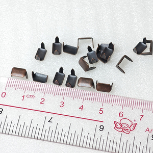 Bán Sỉ Hình Chữ Nhật Phẳng Side Claw Đinh Tán Sắt Đinh Tán Spike Đinh Tán Cho Da Giày Vành Đai May Hat Trang Trí Nội Thất Đinh Tán - Product Image 5