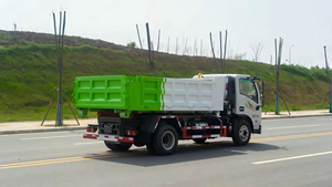 Camión de basura Isuzu de 10 toneladas con brazo gancho, camión de basura con brazo gancho, camión de basura con elevador de gancho, camión de basura con plataforma deslizante, camión de basura con contenedor desmontable - Product Image 2