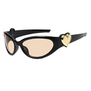 Nouveau style millénaire coeur lunettes de soleil UV400 cadre rose pêche inspiré '<span class=keywords><strong>petit</strong></span> livre rouge' lunettes cadre Anteojos De Sol - Product Image 6