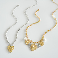 Collier Multicouche Vintage en Or et Argent avec Perles et Breloques Cœur pour Femme - Vente en Gros OEM/ODM de Bijoux Fantaisie