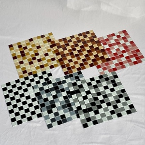 بلاط فسيفسائي لحمامات السباحة زجاج كريستالي لامع أزرق وأبيض للأماكن الخارجية بسعر الجملة - Product Image 3