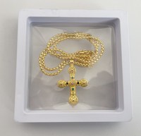 Collier en alliage de zinc croisé incrusté de diamants transfrontalier Niche haut de gamme et pendentif de prière à la mode Bijoux de chaîne pour femmes