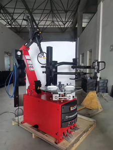 Changeur <span class=keywords><strong>de</strong></span> pneus <span class=keywords><strong>de</strong></span> voiture automatique Work Shop's Best Sale Tire Fitting Machine <span class=keywords><strong>Prix</strong></span> <span class=keywords><strong>d</strong></span>'usine avec bras rétroinclinable pour les ateliers Lean - Product Image 4