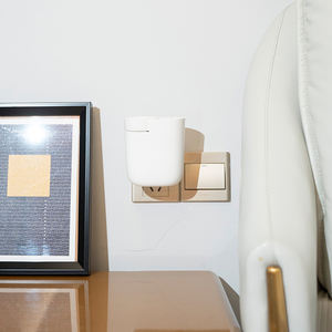 SCENTA 詰め替え可能 ルームフレッシュナー パフュームディフューザー プラグイン式自動アロマディフューザー、新製品 電動ホームフレグランスディフューザー - Product Image 4