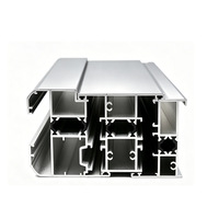 Profilé d'extrusion en aluminium série 6000 6063 estampé avec précision, traitement de surface pour portes et fenêtres coulissantes de maison