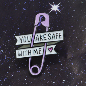 Pin de esmalte, Mancuernillas, Broche de cinta de amor, Clip de papel morado, Corazón, 'TU ESTÁS SEGURA CON MÍ', Regalo para amigos, niños y familia - Product Image 2