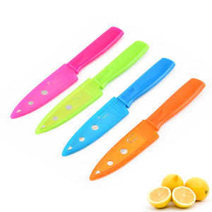 Cuchillos de plástico coloridos para frutas, paquete de 4, herramientas de cocina multifunción para pelar y cortar frutas y verduras - Product Image 1