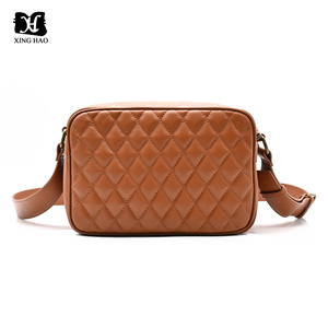 Borsa a Tracolla Trapuntata in Pelle Vegana OEM alla Moda per Fotocamere DSLR/SLR/Istantanee, per Fotografe - Product Image 6