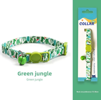 Vente en gros d'accessoires de décoration confortables anti-suffocation pour animaux de compagnie collier tressé pour chat et chaton avec cloche sans danger pour chiens
