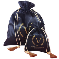 Sac à cordon en satin noir ultra doux pour extensions de cheveux, avec logo personnalisé imprimé, idéal pour emballer chaussures, maillots de bain, sacs à main, sac anti-poussière en satin de soie