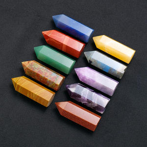 Vente en gros de tours de pierres précieuses naturelles polies de 4 à 5 cm, baguettes de cristal, pointes en vrac pour cadeaux de Reiki - Product Image 5