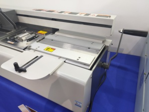 Desktop <strong>Book</strong> <strong>Binding</strong> <strong>Machine</strong> A4 Hot Melt Glue <strong>Book</strong> <strong>Binding</strong> <strong>Machine</strong> B40M - Product Image 6