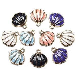 WEGOODZF Charmes mignons en alliage de zinc émaillé, forme de coquillage, d'étoile de mer et de perle d'océan, pour la fabrication d'accessoires, de chaussures et de colliers - Product Image 1