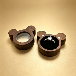 Caja de Anillo de Madera de Nogal con Diseño de Mickey, Mini Estuche para Guardar Joyas, Caja de Regalo Ideal para Pedida de Mano o Ceremonia de Compromiso - Product Image 6