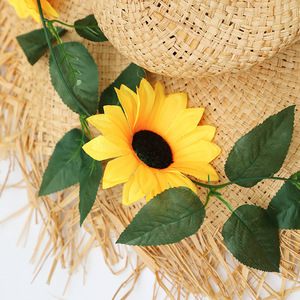 Guirnaldas de girasoles artificiales Xinchengzhi, 10, 17, 45 cabezas, tira de flores decorativas para decoración de paredes interiores - Product Image 2