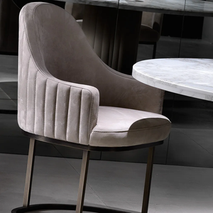 Silla de Comedor Exclusiva Italiana de Nubuck con Reposabrazos Metálicos, Sillón Moderno para Sala de Estar - Product Image 5