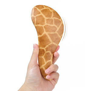 Brosse démêlante antistatique confortable et tendance pour massage capillaire, peigne portable en plastique <span class=keywords><strong>rose</strong></span> pour salon de coiffure, offre spéciale pour femmes - Product Image 4