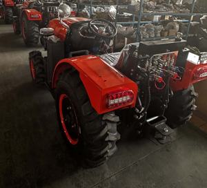 Tractor Agrícola Diésel BITSMANN de 25-60 HP, 4x4, para <span class=keywords><strong>Huertos</strong></span>, Mini Invernaderos y Granjas, con Diseño de Fila Estrecha y Perfil Bajo - Product Image 5