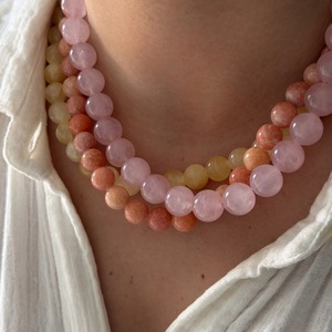 Collana di Perle in Pietra Naturale 8-10mm, Collana di Perle Rotonde Colorate, <span class=keywords><strong>Gioielli</strong></span> in Acciaio Inossidabile PVD, Regalo per Donne - Product Image 3