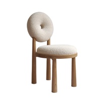 Meubles de maison au design moderne Chaise de salle à manger en laine d'agneau et bois à assise souple pour le salon et l'hôtel