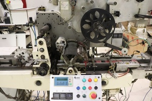 Maquinaria de embalaje de cigarrillos, HLP-2 de molinillos con envoltura y bóxer, línea de embalaje completa, máquina de embalaje de cigarrillos - Product Image 2