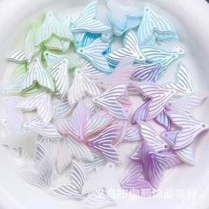 Colgante de cola de sirena iridiscente de acrílico, formas mixtas para hacer collares, resina plástica, accesorios de joyería DIY, origen Yiwu - Product Image 1