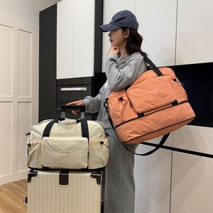 Sac de voyage personnalisé pour activités de plein air, affaires, fitness, sac de rangement léger, bagages pour hommes et femmes - Product Image 1