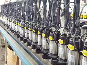 Pompes à eau solaires 1 pouce 48V 500W : Conception submersible en acier inoxydable avec moteur sans balais pour l'irrigation agricole - Product Image 4
