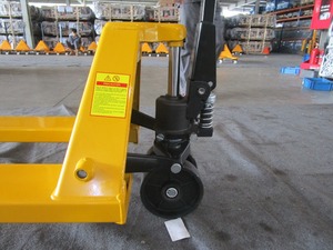 Vietnam 1150 Yellow Fork Length Hydraulic <b>Pallet</b> <b>Jack</b> Low Prices with Hand Actuated Drive High Efficiency Forklift - Product Image 5