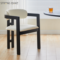 Foshan Design européen Table à manger d'intérieur nordique en bois noir meubles de chambre chaises en bois massif pour Table à manger