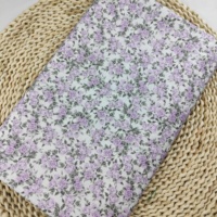 Échantillons Gratuits Impression Numérique Tissu Popeline de Coton 120gsm à Petites Fleurs pour Robe, Chemise