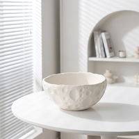 Coupelle à bibelots ovale moderne jetable en céramique motif cratère lunaire, blanc mat, pour rangement de bijoux et accessoires de coiffeuse