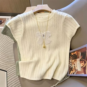 Top de Punto para Mujer, Cuello Redondo, Manga Corta, Detalle de Lazo, Corte Ajustado, Tejido Jacquard, Verano 2026 - Product Image 3