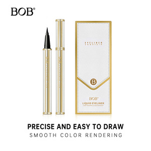Stylo Eyeliner Bob Cool Black Waterproof pour le maquillage des yeux - Product Image 3