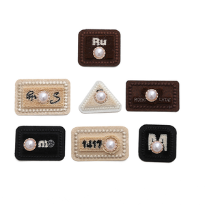 Erkoumi Popular Custom Patches Embroidered Christmas Fashion Style Embroidery Patch Pearl Iron on Patches for Letter Label Decor - Product Image 4