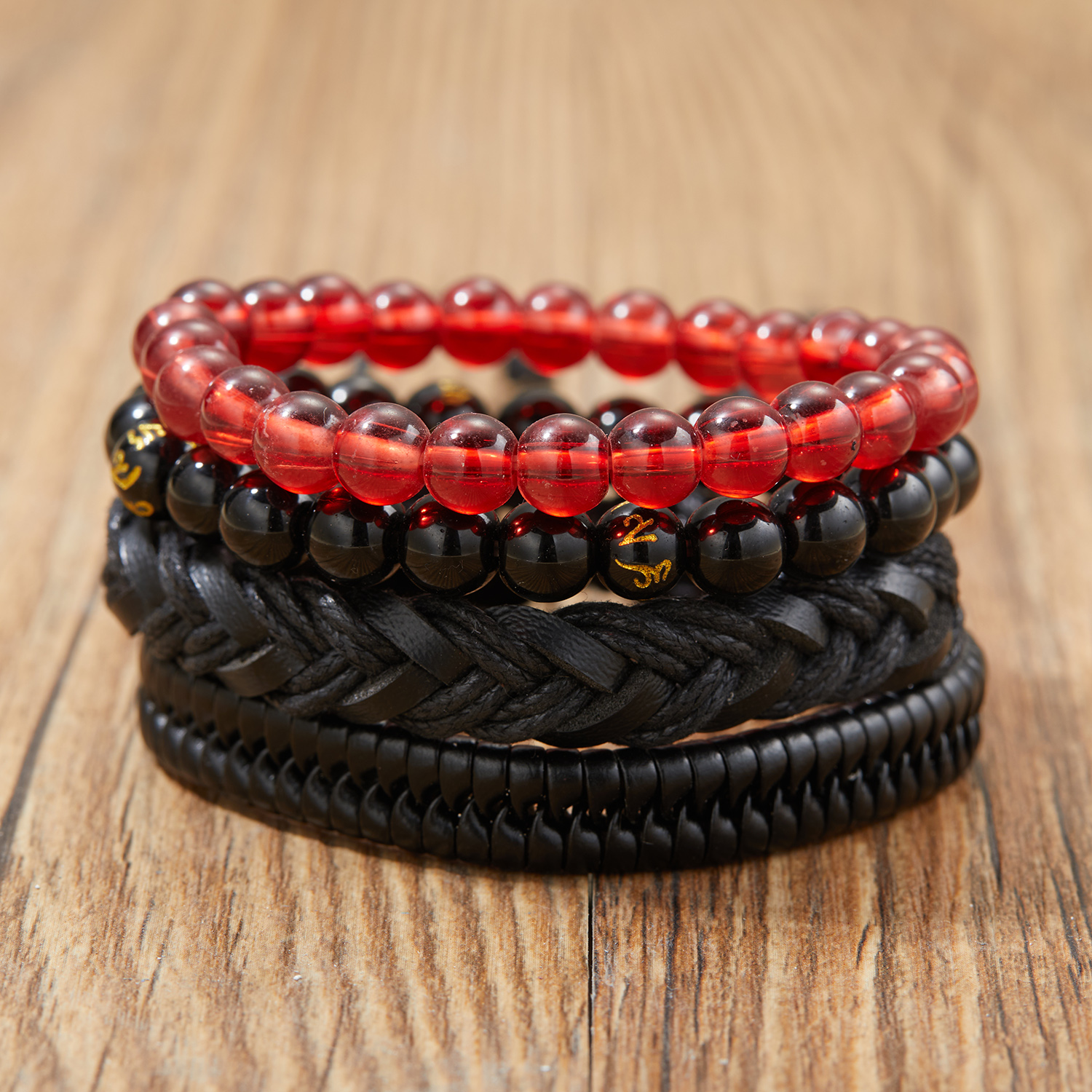 Bracciale personalizzato in pelle nera multi-strap per uomo, chiusura