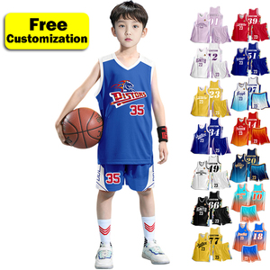 Ensemble de maillots de basket-ball personnalisés avec logo, motifs et numéros pour les étudiants, les enfants, respirant, haute élasticité, séchage rapide - Product Image 1