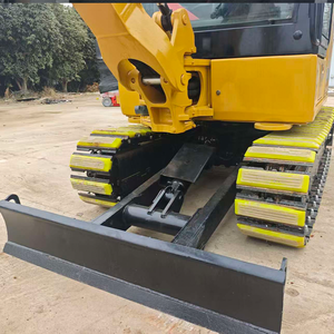 รถขุดขนาดเล็กแบบตีนตะขาบยี่ห้อ CAT302 รุ่นดั้งเดิมจากญี่ปุ่น แบบต่อขยายได้ พร้อมระบบสวิง คอมแพค ดิกเกอร์ เครื่องยนต์ปั๊ม รุ่นปี 2024 สำหรับงานก่อสร้าง - Product Image 2
