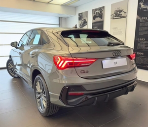 SUV <span class=keywords><strong>Q3</strong></span> d'occasion propre 2024 <span class=keywords><strong>Q3</strong></span> <span class=keywords><strong>Quattro</strong></span> <span class=keywords><strong>S</strong></span> <span class=keywords><strong>Line</strong></span> prêt à être expédié - Product Image 2