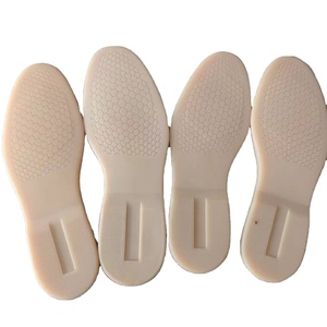 Suela de goma duradera tamaño de color personalizado casual antideslizante zapatos de skate suela zapatos casuales suela - Product Image 1